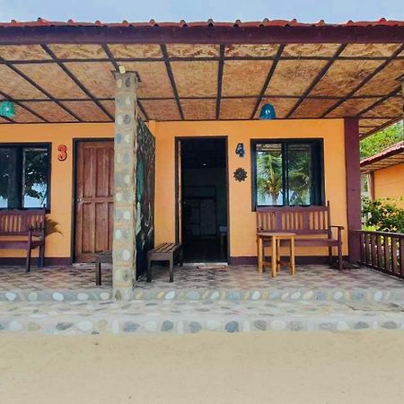 Roxas  Mecaja Beach House מראה חיצוני תמונה